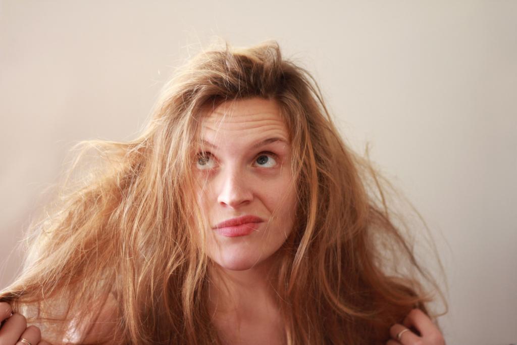 How to Fix Bed Hair