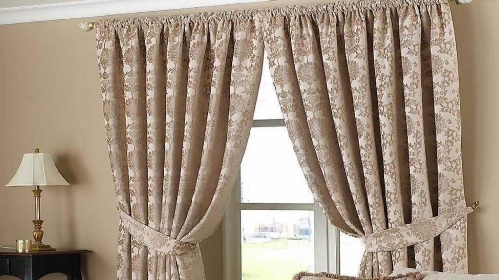 How to choose curtains to add appeal to your rooms? | NewsBytes