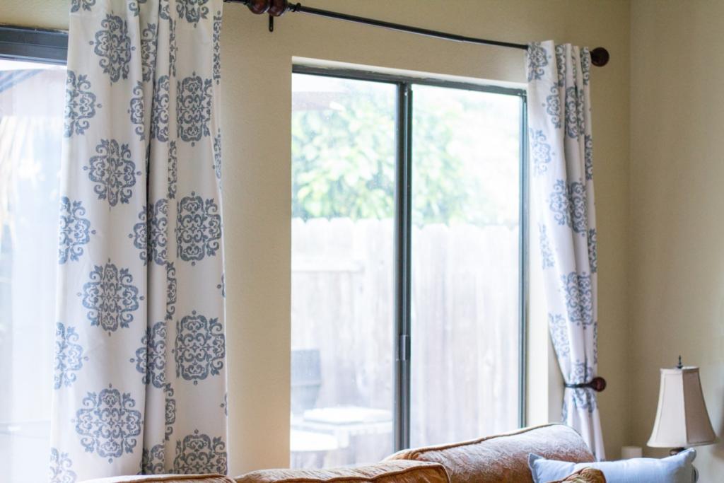 DIY No-Sew Blackout Curtain Liners – Seagrain Design