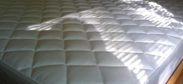 Clean Your Mattress - Groomed Home
