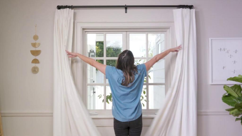 How to Hang Curtains - Boxwood Ave