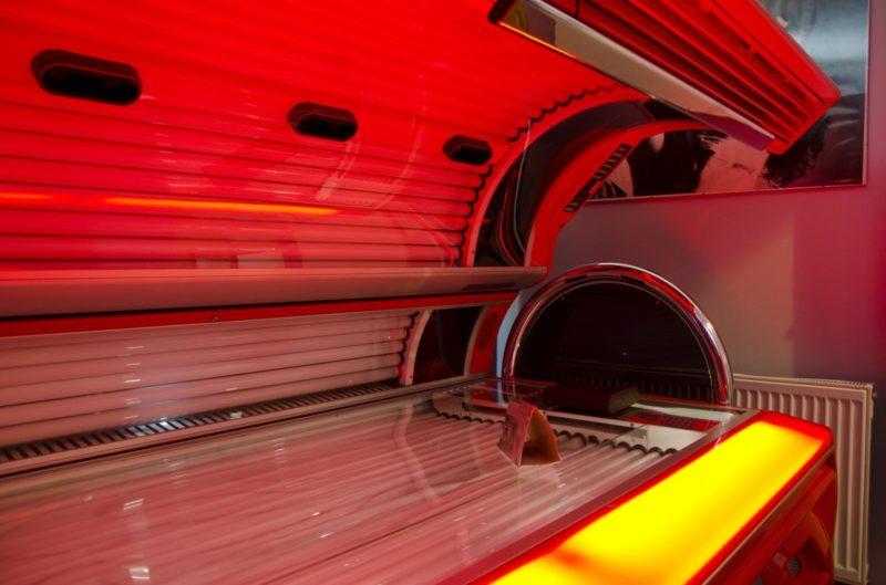 How To Clean A Tanning Bed? 5 Easy Ways! - Krostrade