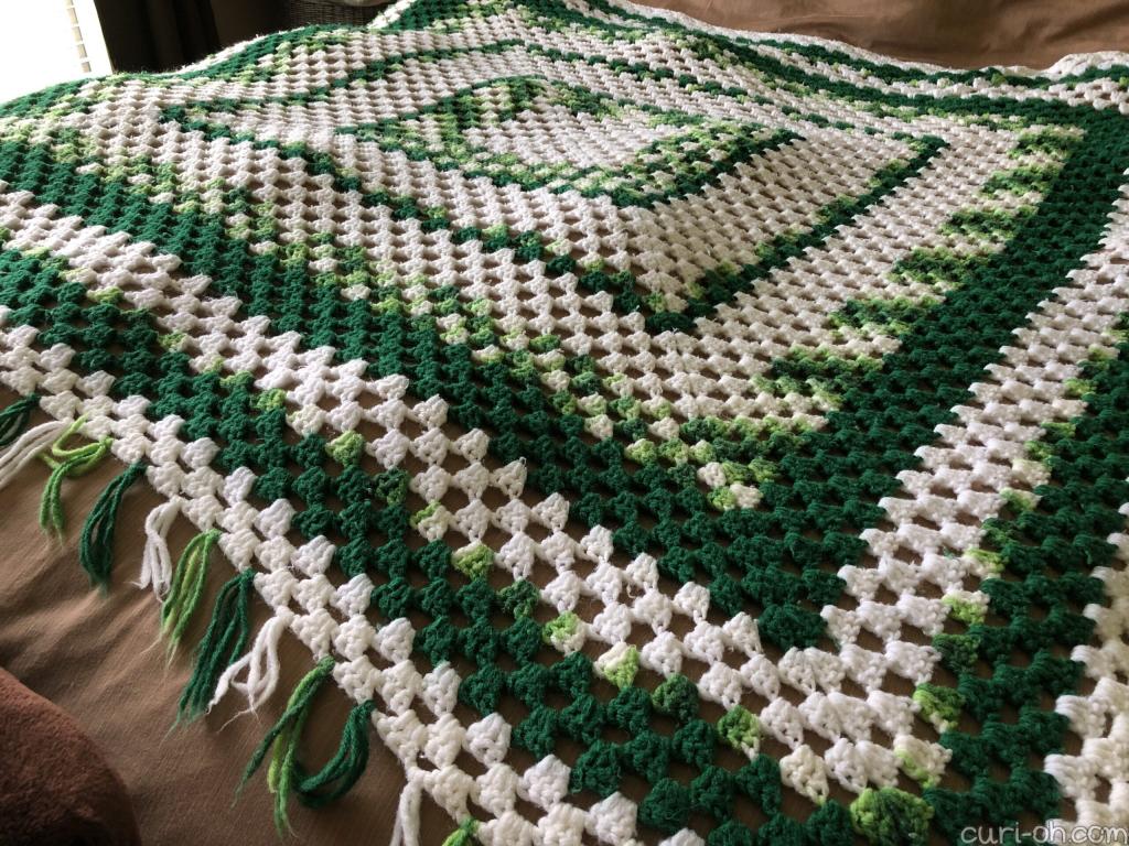 How to De-fuzz a Crocheted Afghan – Curi-Oh!