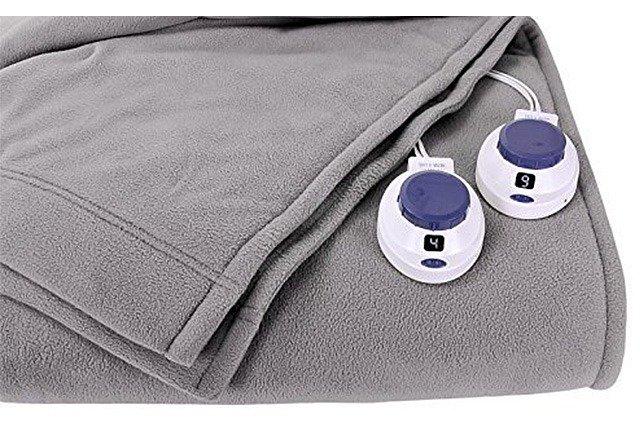 How to Safely and Properly Wash an Electric Blanket - The Sleep Judge