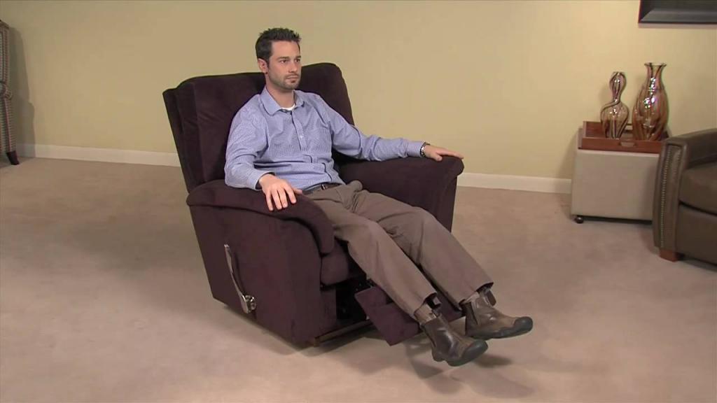 Simple Operation of a La-Z-Boy Reclina-Rocker Chair Footrest - YouTube