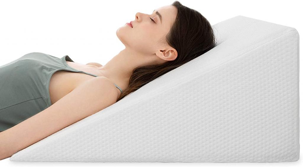 Amazon.com: Bed Wedge Pillows Leg Elevation Reading Pillow & Back Support Wedge Pillow - for Back and Legs Support, Back Pain, Leg Pain, Pregnancy, Neck and Shoulder Joint Pain, Sleeping 12" x