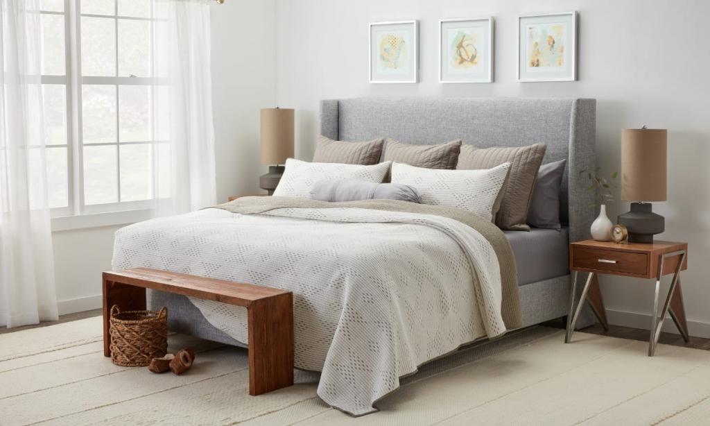 Full Bed Pillow Arrangement Cheap Sale, 52% OFF | www.autoescolaurgell.com