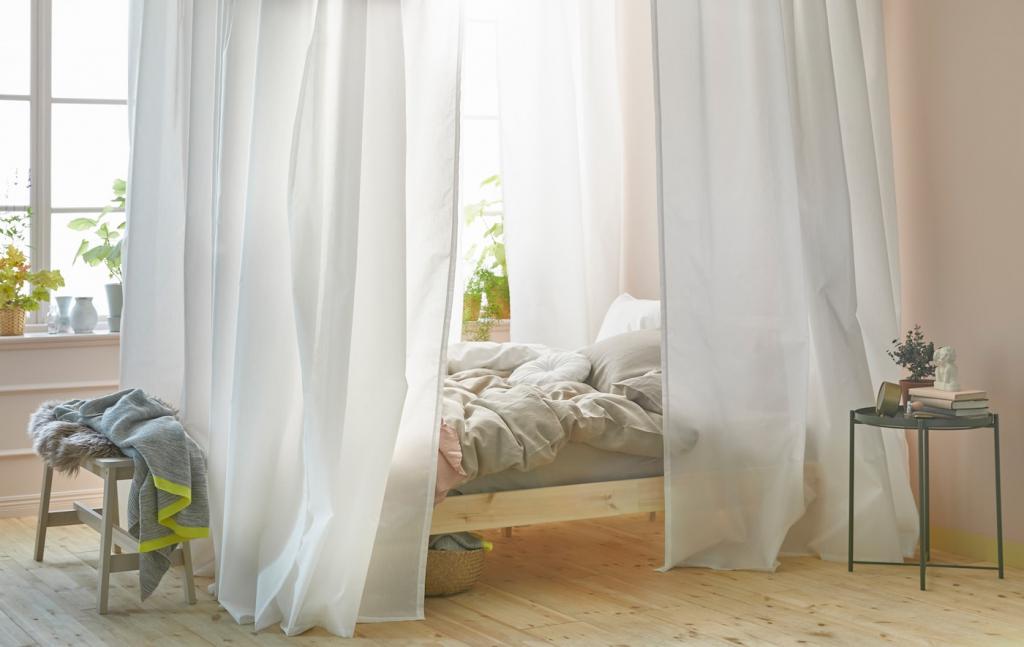 A DIY canopy bed - IKEA