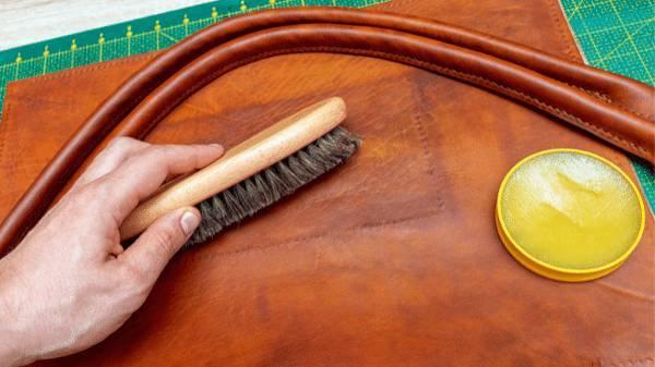 Why Leather Wax Is A Good Alternative To Dry Leather | Leather Review