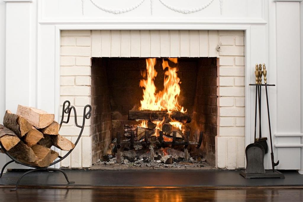 How To Put Out A Fireplace Fire 2022: 5 FAST And SAFE Methods