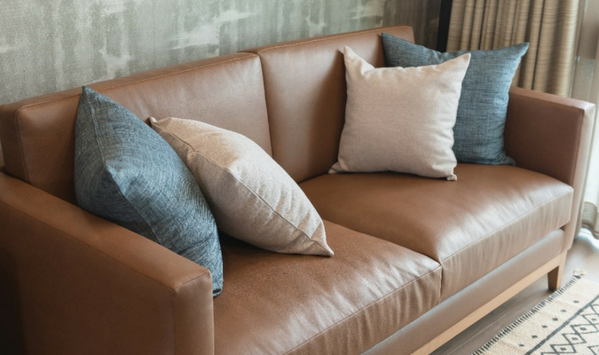 How to - How to Restuff Sofa Cushions | Plumbs Reupholstery