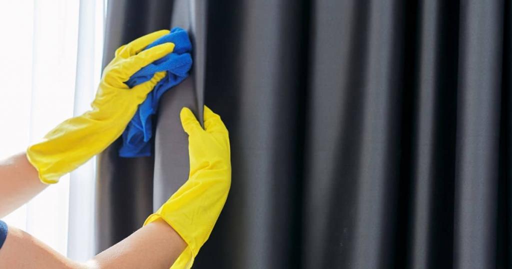 How To Clean Curtains - Get any type of curtain clean and dust-free