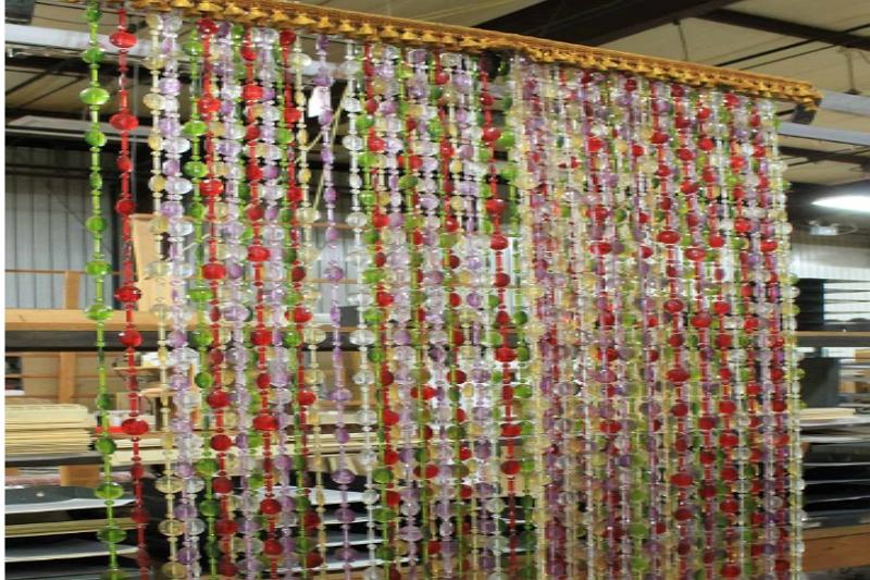 How to Hang Beaded Curtains? 5 Simple DIY Steps! - Krostrade