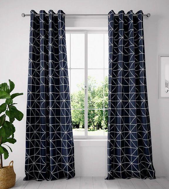 How To Measure Curtains: Simple Guide To Curtain Measurements