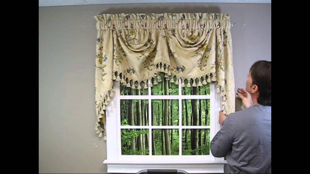 How to Hang an Austrian Valance - YouTube
