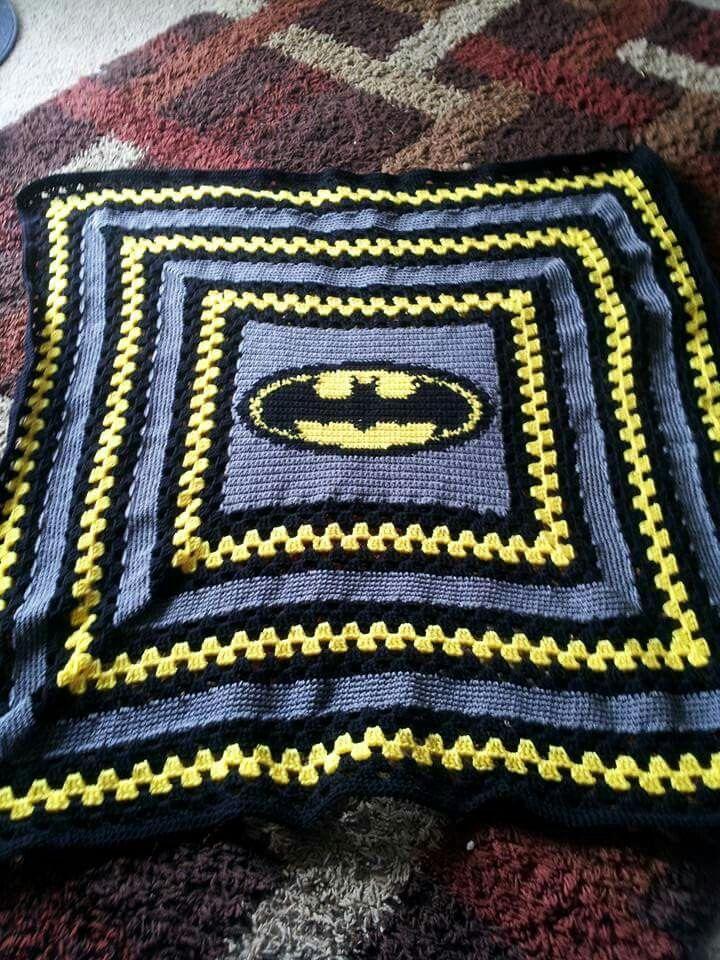 Batman themed blanket | Boy crochet patterns, Crochet batman blanket, Crochet batman