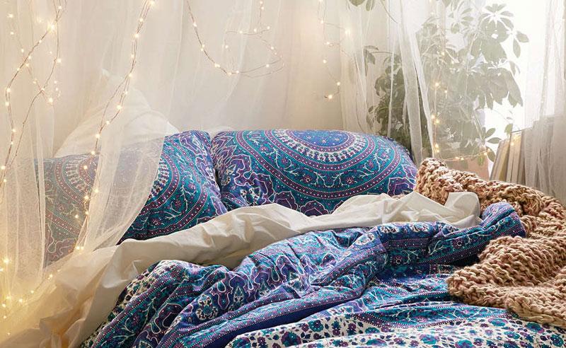 8 DIY Canopies Perfect For Your Dorm - Society19