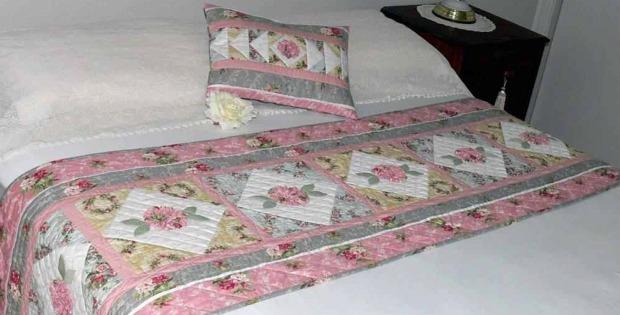 Make a Quilted Runner to Dress Up a Bed - Quilting Digest