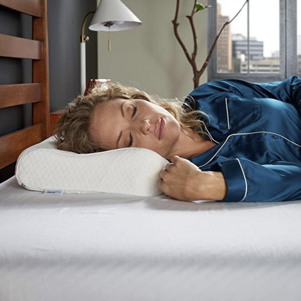 We found these ergonomic Tempur-Pedic pillows on sale for super cheap | Mashable