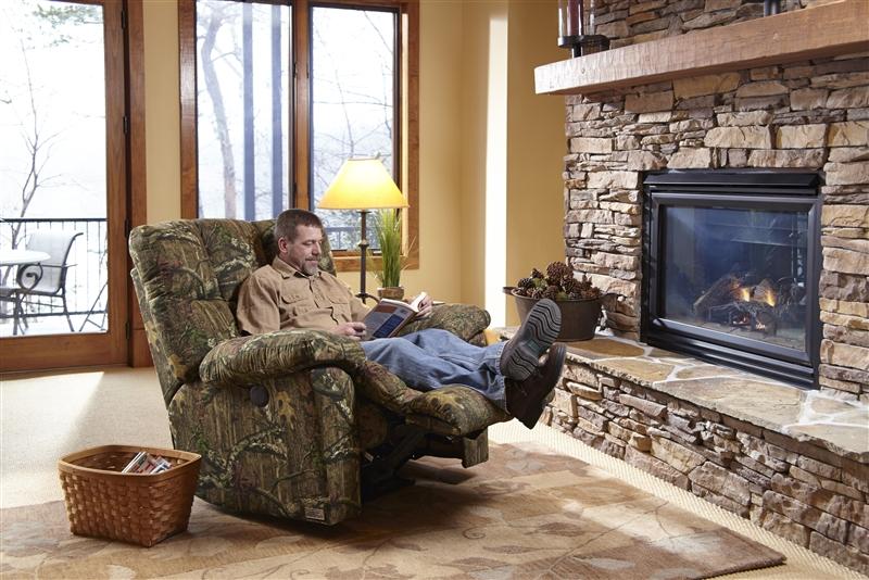 Duck Dynasty Chimney Rock Lay Flat Recliner in Realtree MAX 4 Camouflage Fabric by Catnapper - 5803-7