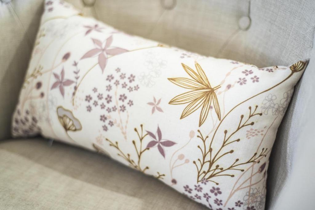 Frankie Floral Lumbar Pillow
