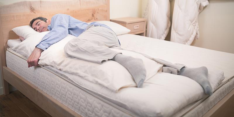 What is a Body Pillow & How Do You Use One? | Savvy Rest